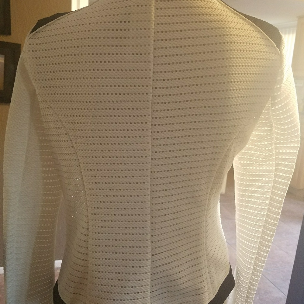 jacket - Picture 3 of 6